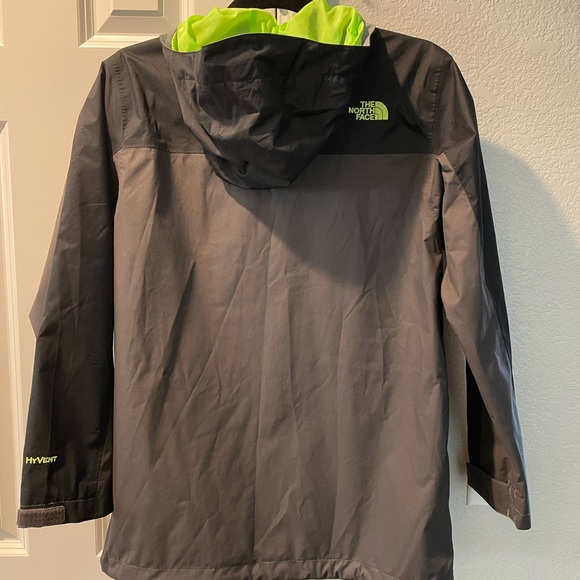 Boys North Face Shell (jacket) - Picture 3 of 5